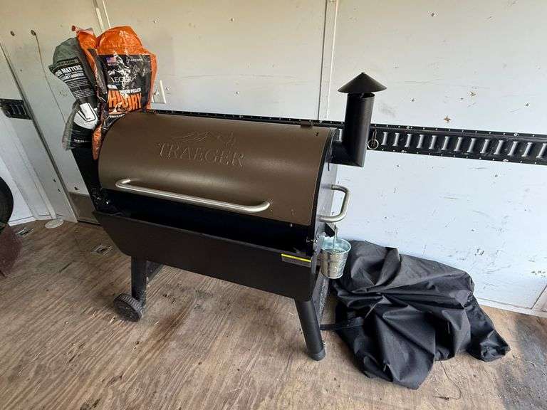Trager Pellet Grill, Always Covered and Only Used a Few Times, Comes with Cover, Scraper, Chicken Ho