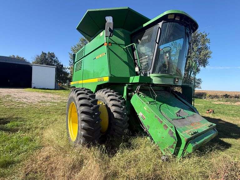 John Deere Model 9610 Maximizer Combine, 480/80R38 Fronts, 14.9 X 24 ...