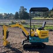 2025 DigMaster DM100 Mini Excavator (New/Unused),(Est. Retail Value $14,000).