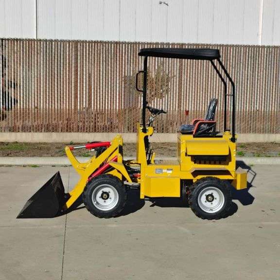 AGT KRW23 Wheel Loader 23hp (New/Unused)