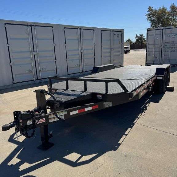 2025 Industrias America 22-ft Tandem Axle Hydraulic Tilt Deck Trailer w/ EZ Pedal Locking Mechanism