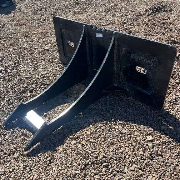 Heavy Duty Skid Steer Rock Digger/Stump Remover (New/Unused)