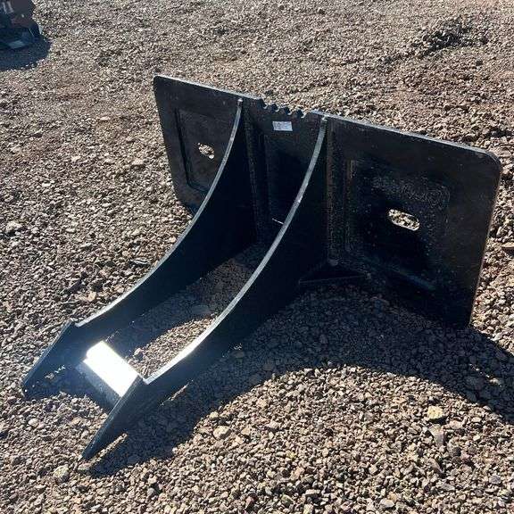 Heavy Duty Skid Steer Rock Digger/Stump Remover (New/Unused)
