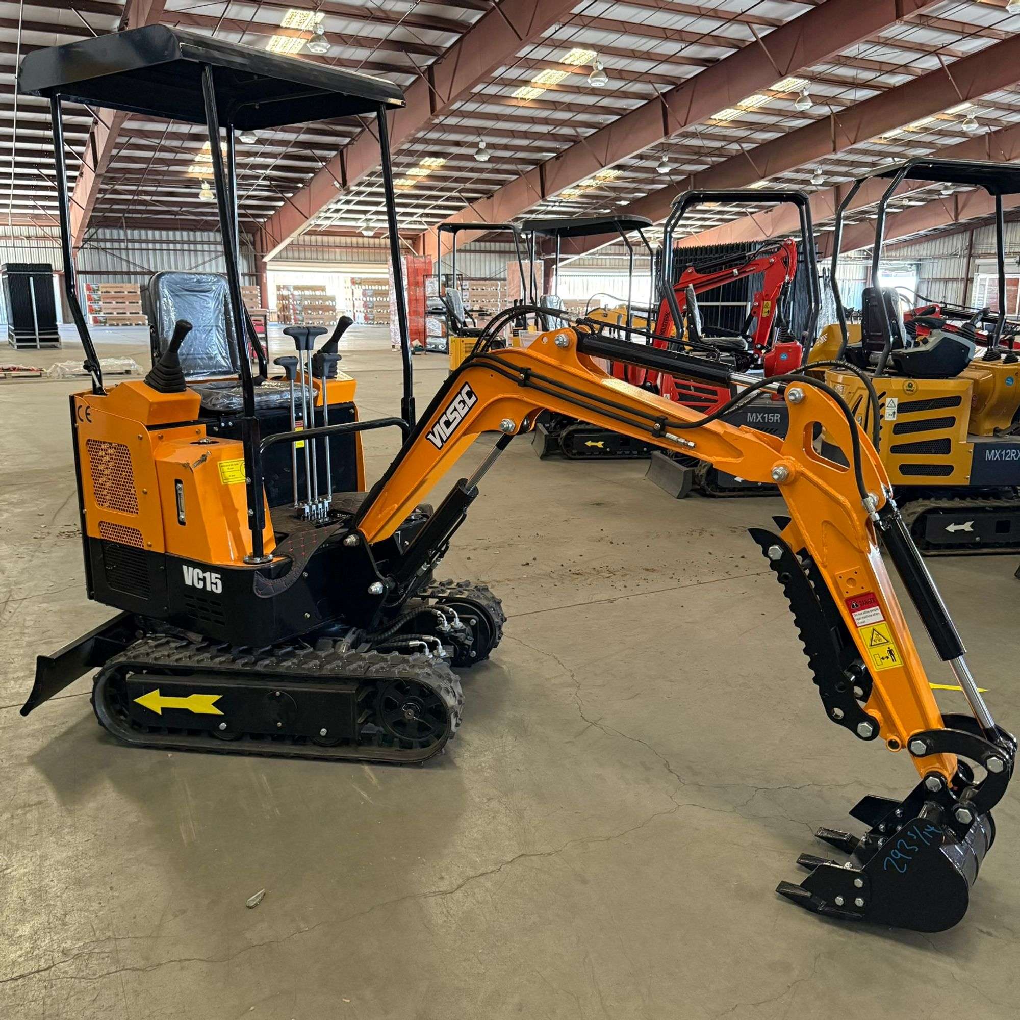 2025 Vicsec VC15 Mini-Excavator with dozer blade (New/Unused