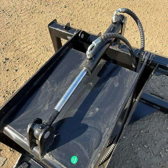Skid-Steer Spade Grapple Bucket (New/Unused)