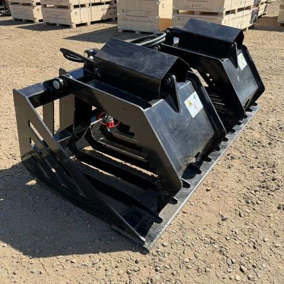 Skid-Steer 72in Hydraulic Skeleton Grapple Bucket (New/Unused)