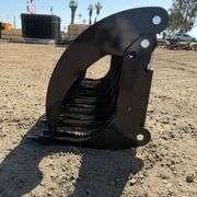 Skid Steer 72in Hydraulic Grapple (New/Unused)