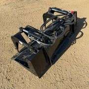 Skid-Steer 72in Hydraulic Grapple Bucket (New/Unused)