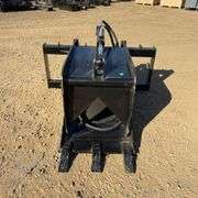 Skid-Steer Spade Grapple Bucket (New/Unused)