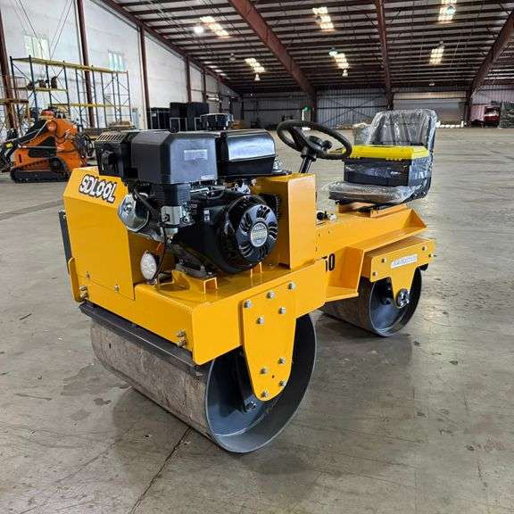 2025 Ride-On Vibratory Roller (New/Unused)