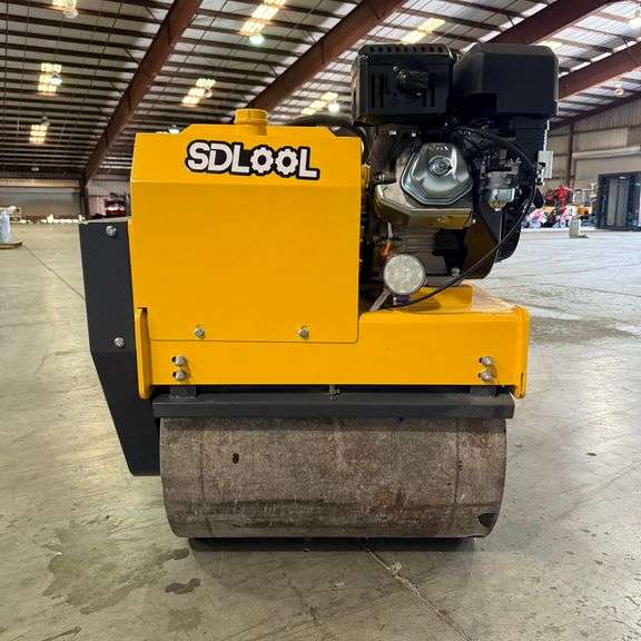 2025 Ride-On Vibratory Roller (New/Unused)