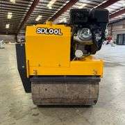 2025 Ride-On Vibratory Roller (New/Unused)