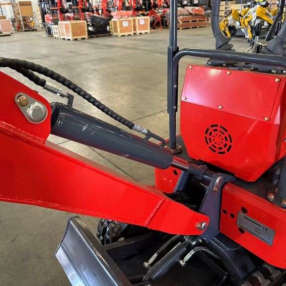 2025 YOUERT YOU12 1-Ton Mini-Excavator with dozer blade (New/Unused)