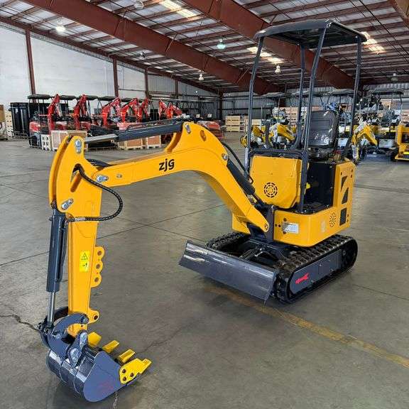 2025 YOUERT YOU12 1-Ton Mini-Excavator with dozer blade (New/Unused)