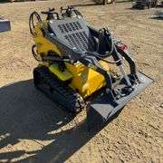 2025 Starvox SV-480 23HP Mini Skid Steer Loader (New/Unused) (Est. Retail Value $16,200). Includes Bucket and accepts multiple attachments