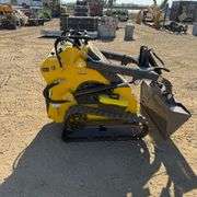 2025 Starvox SV-480 23HP Mini Skid Steer Loader (New/Unused) (Est. Retail Value $16,200). Includes Bucket and accepts multiple attachments