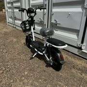 350W Electric Bike/Scooter W/Charger (New/Unused)