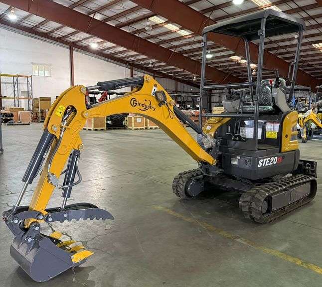 2025 STE20SR W/ Yanmar Diesel Engine 2-Ton Mini-Excavator W/Pilot Controls, Swing Boom & Hydraulic Adjustable Tracks (New/Unused)