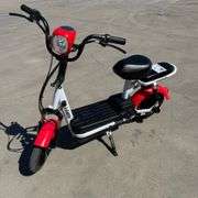 350W Electric Bike/Scooter W/Charger (New/Unused)
