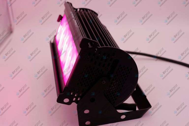 Color Force 12 Led (2) Chroma-Q Color Force II 12 RGBA LED Wash Effect Light - Joseph Finn ...