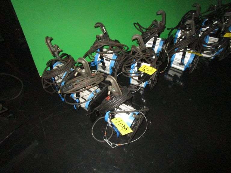 LOT (5) Arri 650 Plus Lights w/ Barn Doors