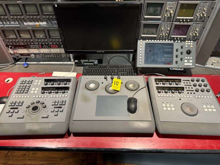 Pandora Pogle Revolution HD Color Corrector & Remote in Machine Room