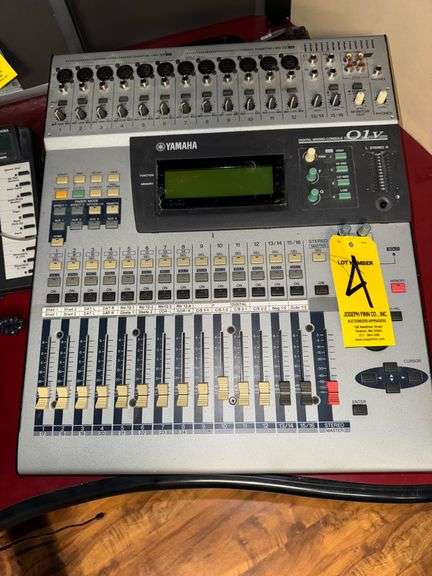 Yamaha 01V 16 Ch. Digital Mixer