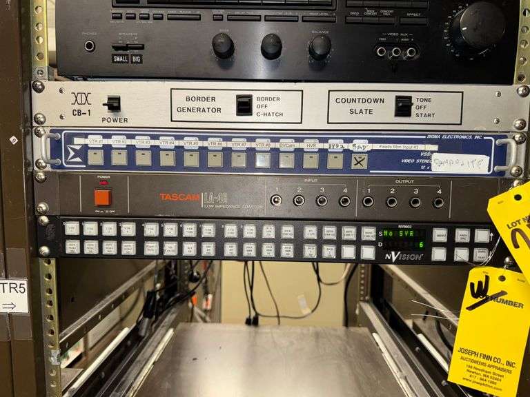 Tascam LA-40 Low Impedance Adapter