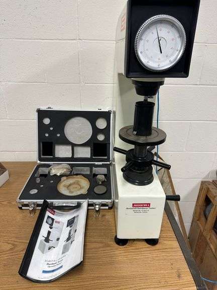 SPI Rockwell Model 15-817-0 Hardness Tester s/n 15436, Tooling & Manual
