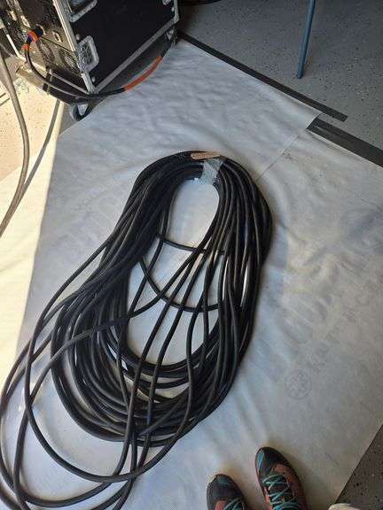200' SPEAKER CABLE (SPEAKON) LIKE NEW, 4 AWG
