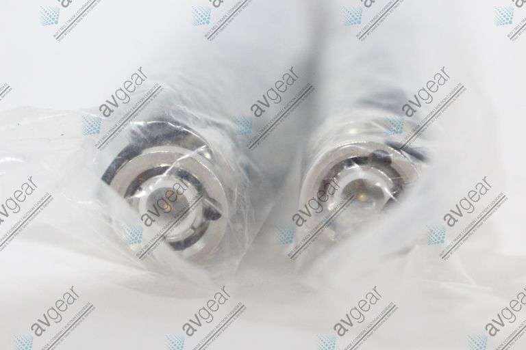 (2) Shure UA8-470-542 1/2 Wave Omnidirectional Receiver Antennas (470-542 MHz)
