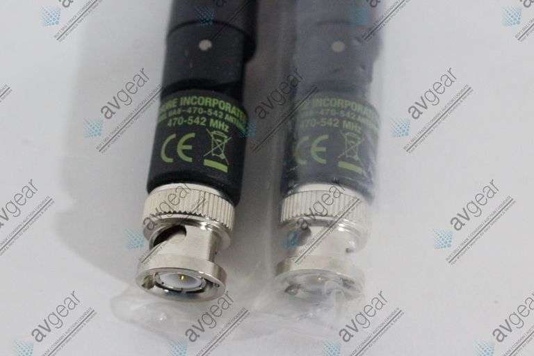 (2) Shure UA8-470-542 1/2 Wave Omnidirectional Receiver Antennas (470-542 MHz)