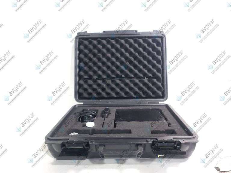 Shure ULXP4 Professional Diversity Receiver (554-590MHz) w/ Body Pack and Microphone in Hard Case