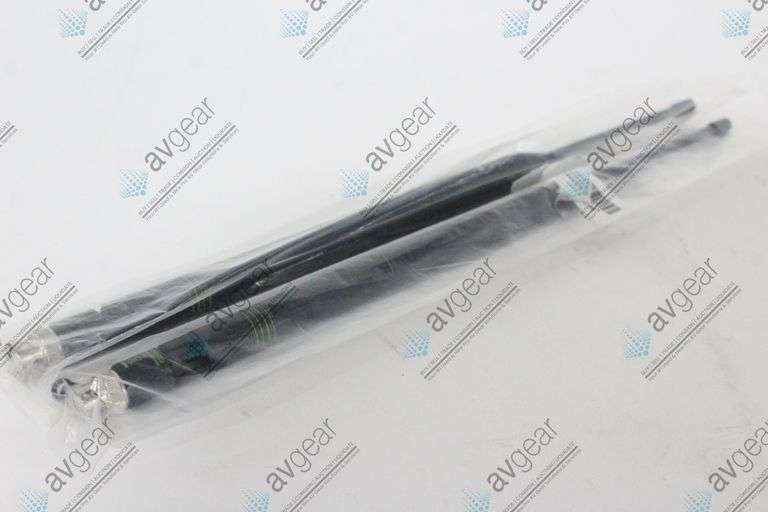 (2) Shure UA8-470-542 1/2 Wave Omnidirectional Receiver Antennas (470-542 MHz)