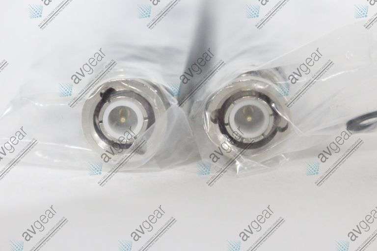 (2) Shure UA8-470-542 1/2 Wave Omnidirectional Receiver Antennas (470-542 MHz)