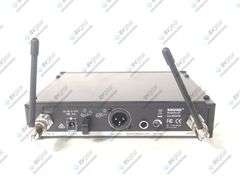 Shure SLX4 J3 Wireless Receiver Kit (572 - 596 MHz) w/ SLX2 Handheld Transmitter, SM58 Capsule, & De