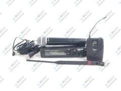 Shure ULXP4 Professional Diversity Receiver (554-590MHz) w/ Body Pack and Microphone in Hard Case