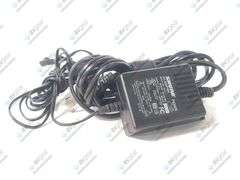 Shure SLX4 J3 Wireless Receiver Kit (572 - 596 MHz) w/ SLX2 Handheld Transmitter, SM58 Capsule, & De