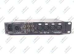 Shure SCM268 4-Channle Microphone Mixer in Hard Carry Case
