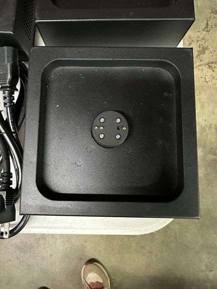 LOT (8) Chauvet Well Fit Single Charging Base and 4 remotes