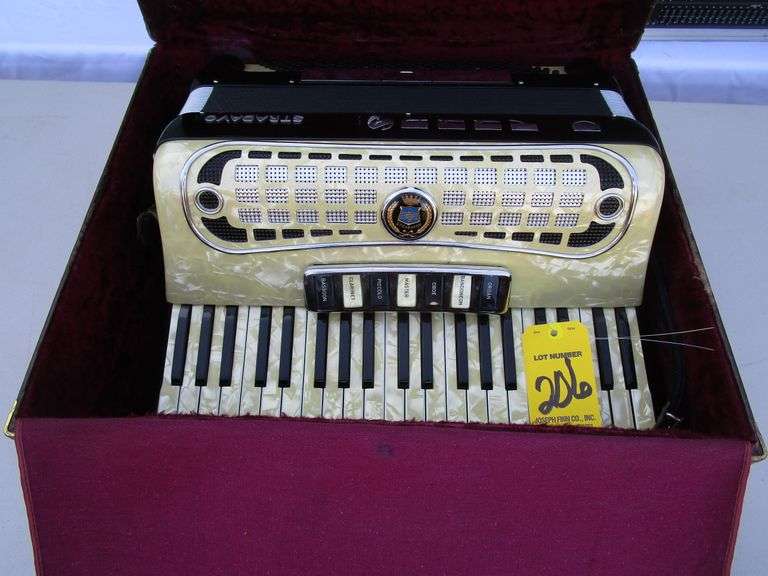(NEEDS REPAIR) Stradavox Accordion In Hard Case. Needs (2) High Octave Key Pads - Bad VCB