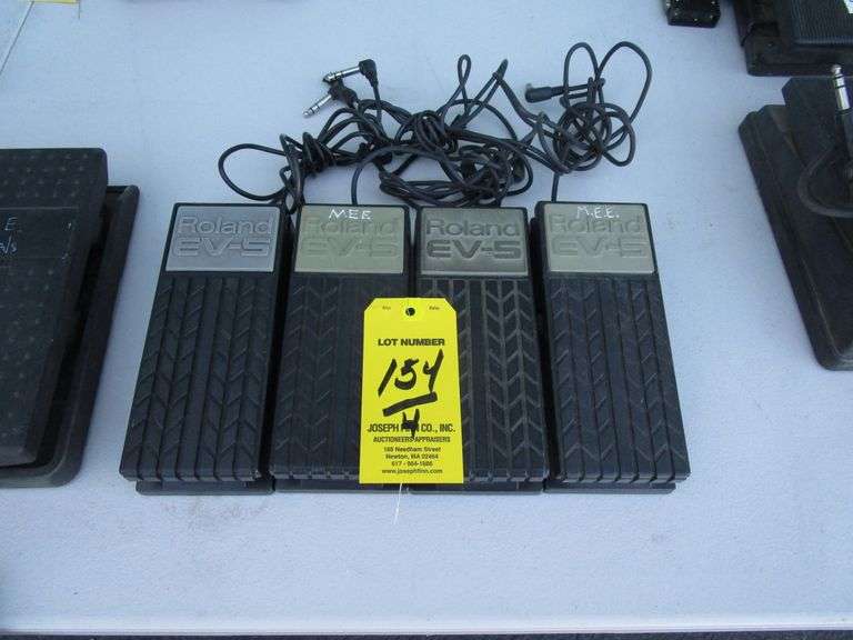 LOT (4) Roland EV-5 Foot Pedals