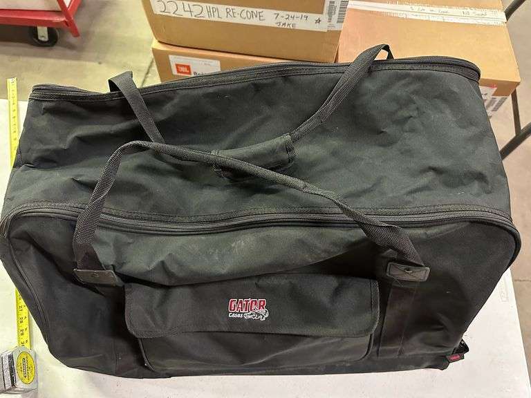 Gator cases - soft speaker bag - 30" x 19" x 14" approx