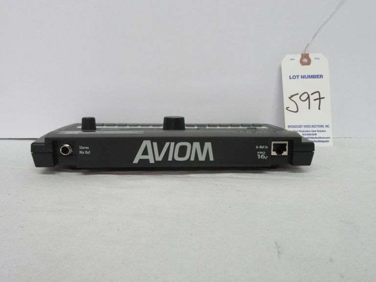 Aviom A320 16-Channel Personal Mixer in Ear