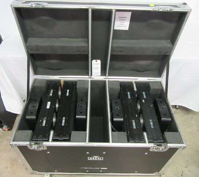4-Chauvet Nexus 4x4 LED RGB (1 needs a power supply) w/Rolling Case
