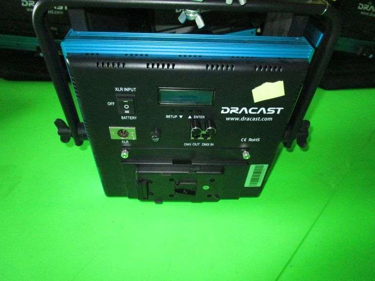 Dracast Panel Light 1' x 1' w/ Barn Doors