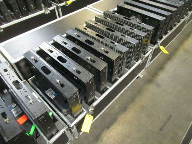 LOT (8) Elation EPT9IP LED Video Panels w/ Case (No Cables or Clamps)