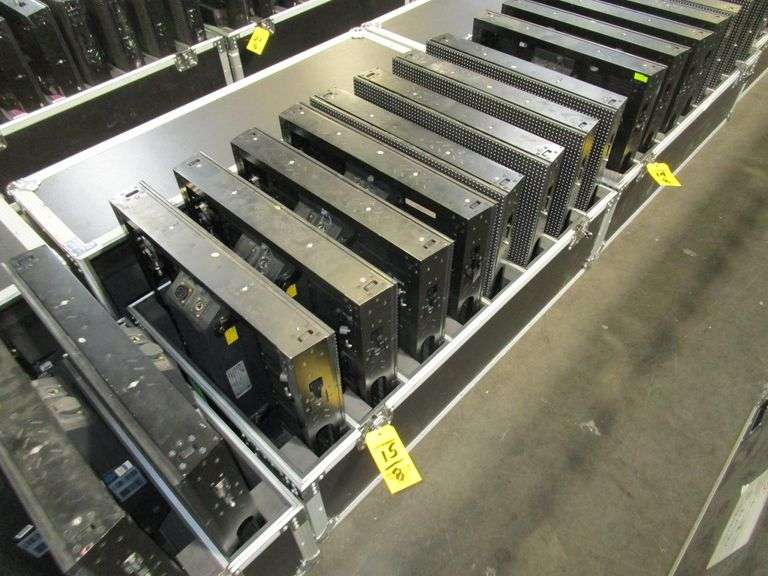 LOT (8) Elation EPT9IP LED Video Panels w/ Case (No Cables or Clamps)