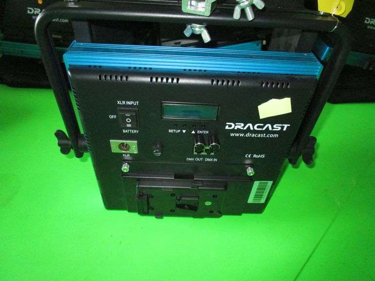 Dracast Panel Light 1' x 1' w/ Barn Doors