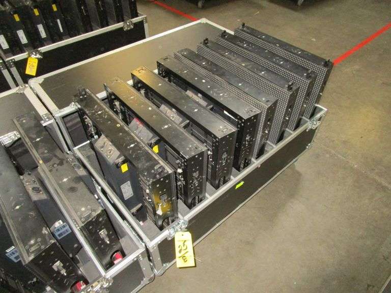 LOT (8) Elation EPT9IP LED Video Panels w/ Case (No Cables or Clamps)